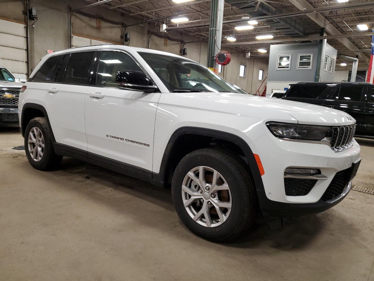 2022 JEEP GRAND CHEROKEE LIMITED VIN:1C4RJHBG0N8633197