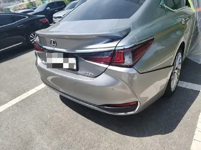 2020 Lexus ES 300 VIN: