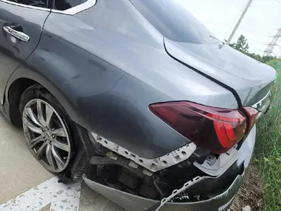 2015 Infiniti Q70 VIN: