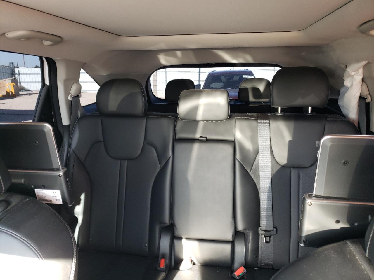2023 KIA SORENTO S VIN:5XYRL4LC3PG214710