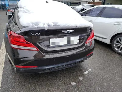 2017 Genesis G70 VIN: