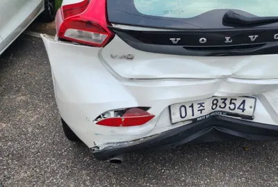 2018 Volvo V40 YV1MV79K0J2465911 VIN:YV1MV79K0J2465911