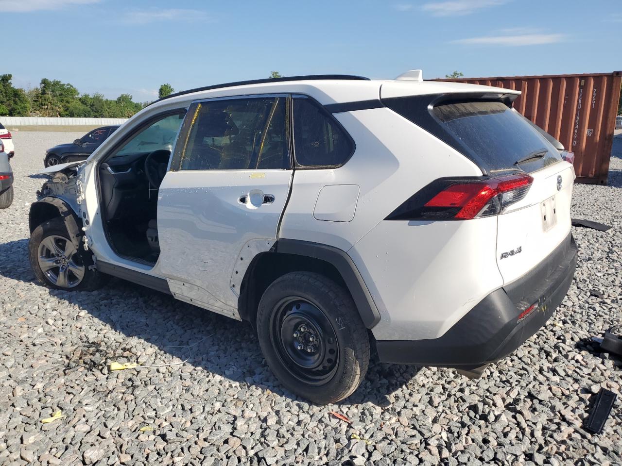2022 TOYOTA RAV4 XLE VIN:2T3W1RFV9NW215670