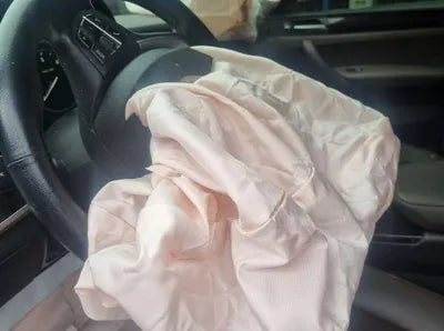 2015 BMW 320 WBAWZ510XF0L15647 VIN:WBAWZ510XF0L15647