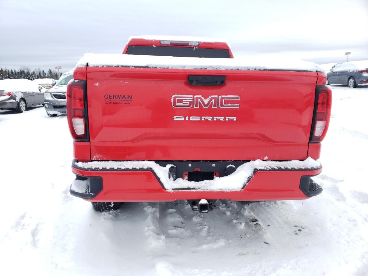 2024 GMC SIERRA K1500 VIN:1GTUUAED8RZ203105