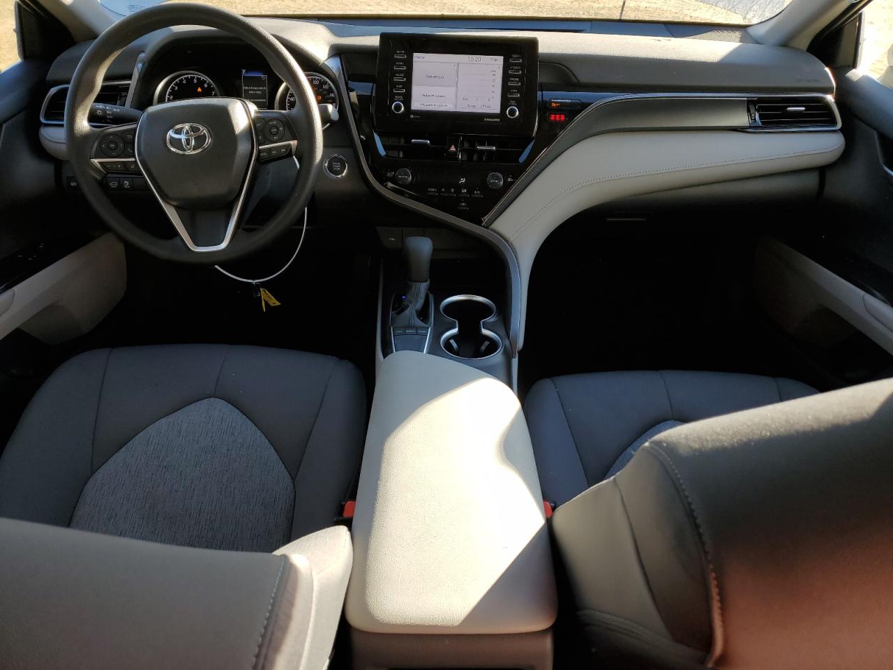 2024 TOYOTA CAMRY LE VIN:4T1R11AK3RU242308