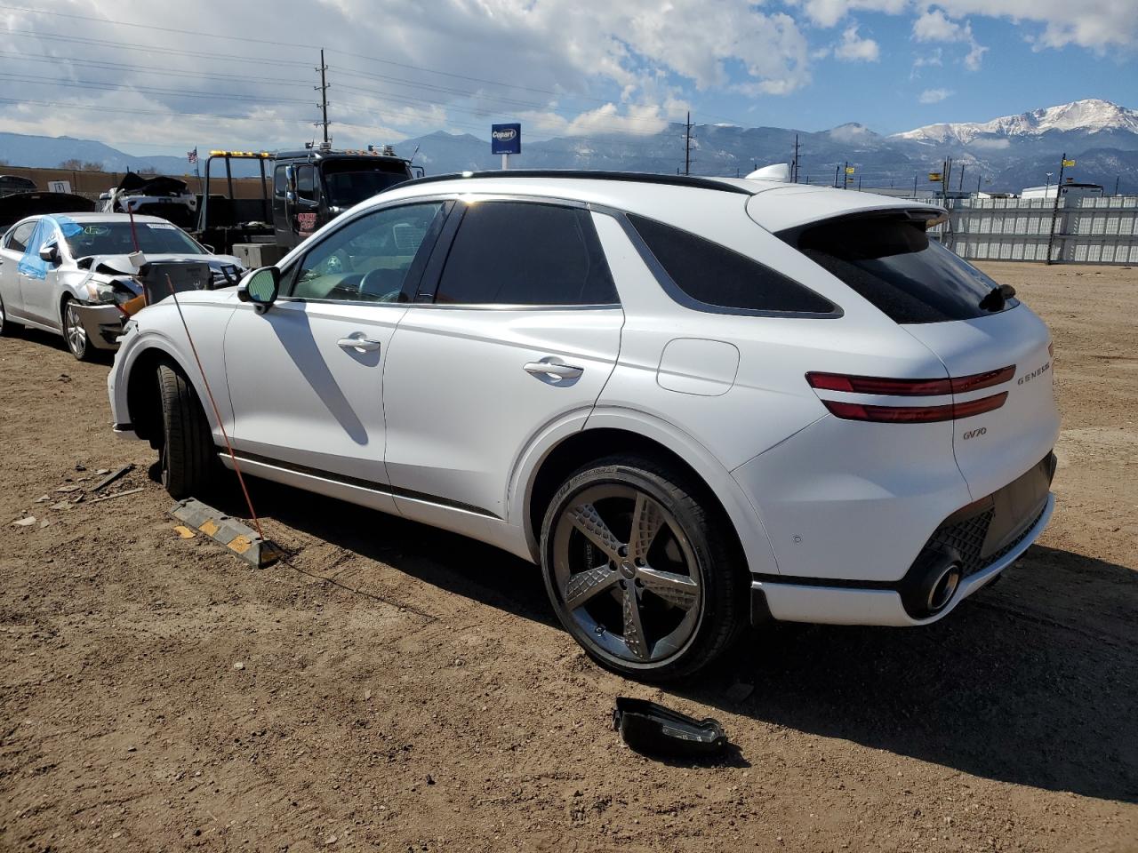 2024 GENESIS GV70 BASE VIN:5NMMADTB3RH015933