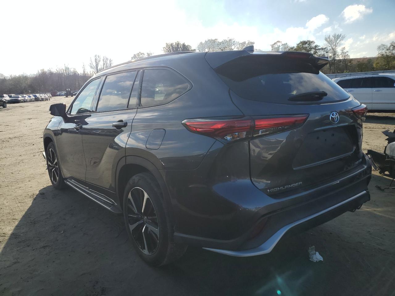 2022 TOYOTA HIGHLANDER XSE VIN:5TDLZRBH6NS237106