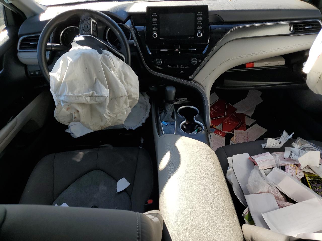 2022 TOYOTA CAMRY LE VIN:4T1C11AKXNU066096