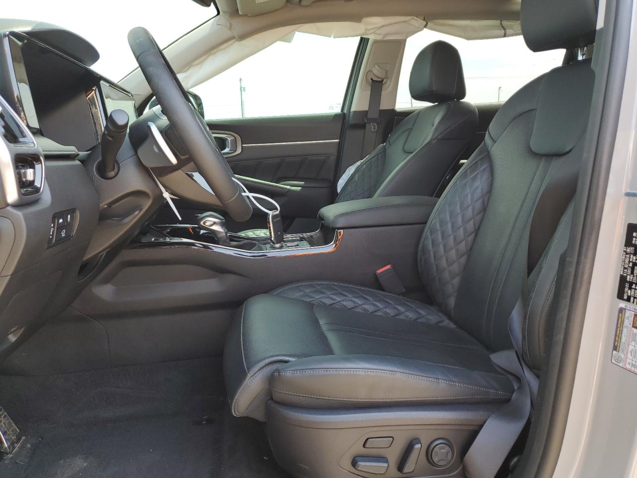 2022 KIA SORENTO SX VIN:5XYRK4LF1NG090916