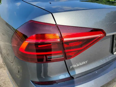 2018 Volkswagen Passat 1VWZZZA3ZJC040993 VIN:1VWZZZA3ZJC040993