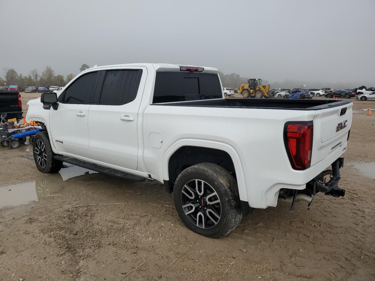 2024 GMC SIERRA K1500 AT4 VIN:3GTUUEEL5RG203478