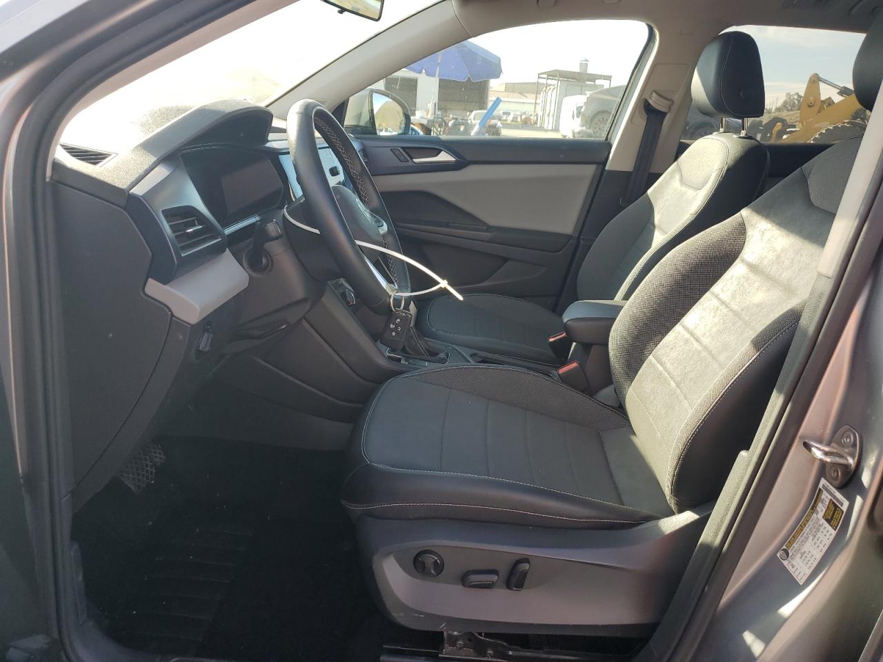 2022 VOLKSWAGEN TAOS SE VIN:3VVTX7B28NM075308