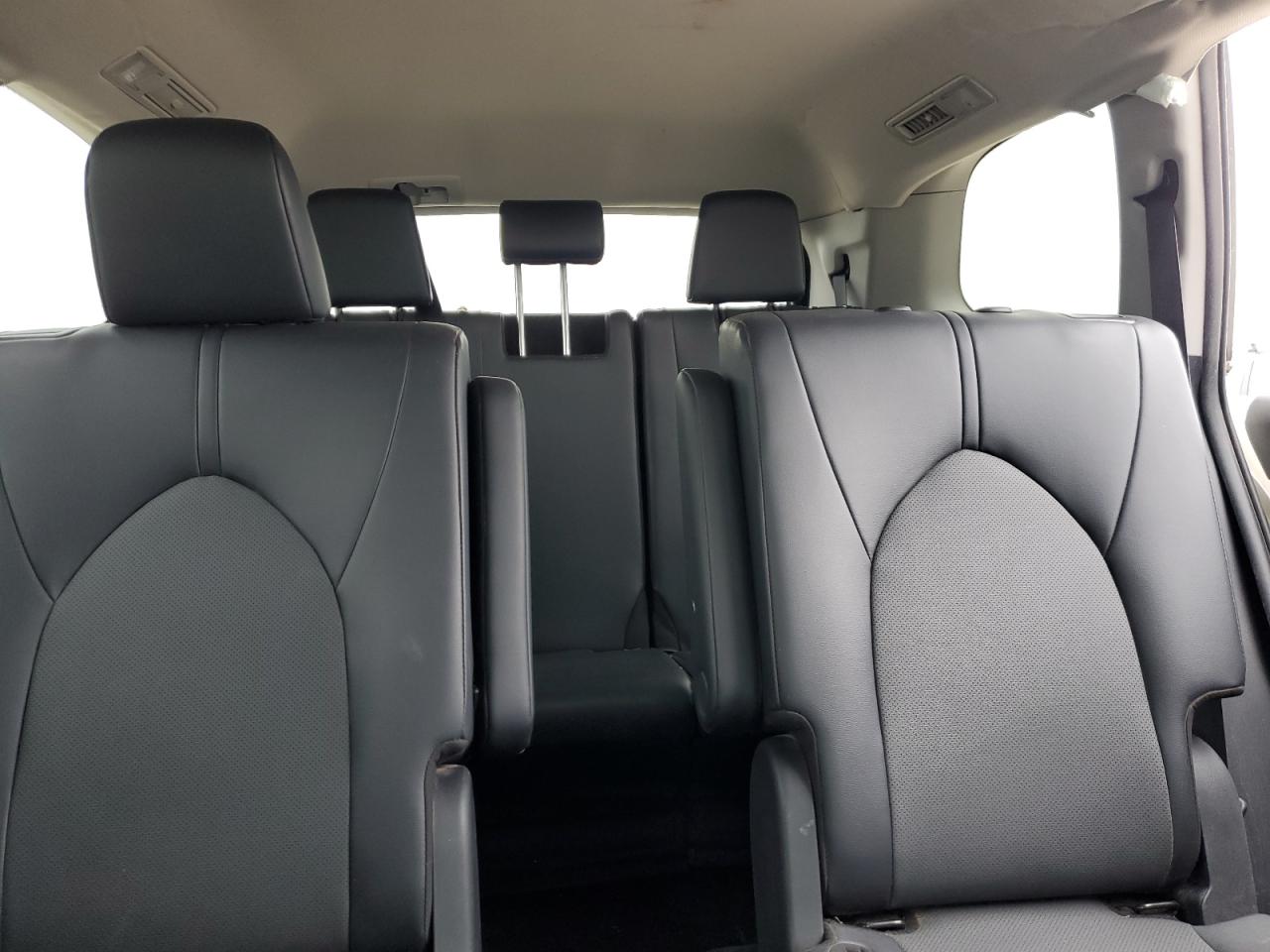 2024 TOYOTA GRAND HIGHLANDER XLE VIN:5TDAAAB5XRS025336