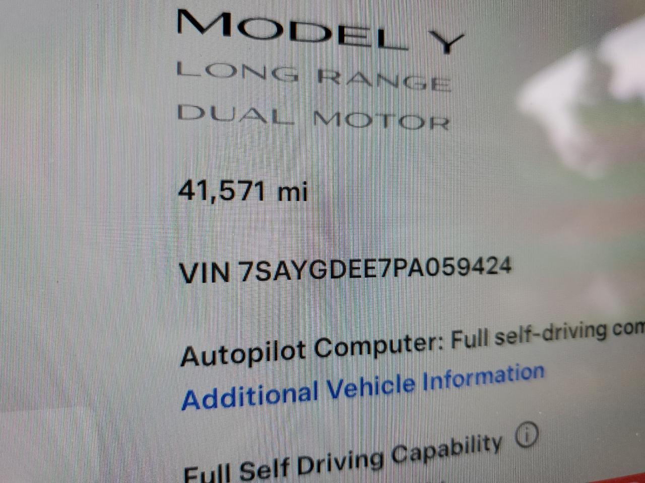 2023 TESLA MODEL Y  VIN:7SAYGDEE7PA059424