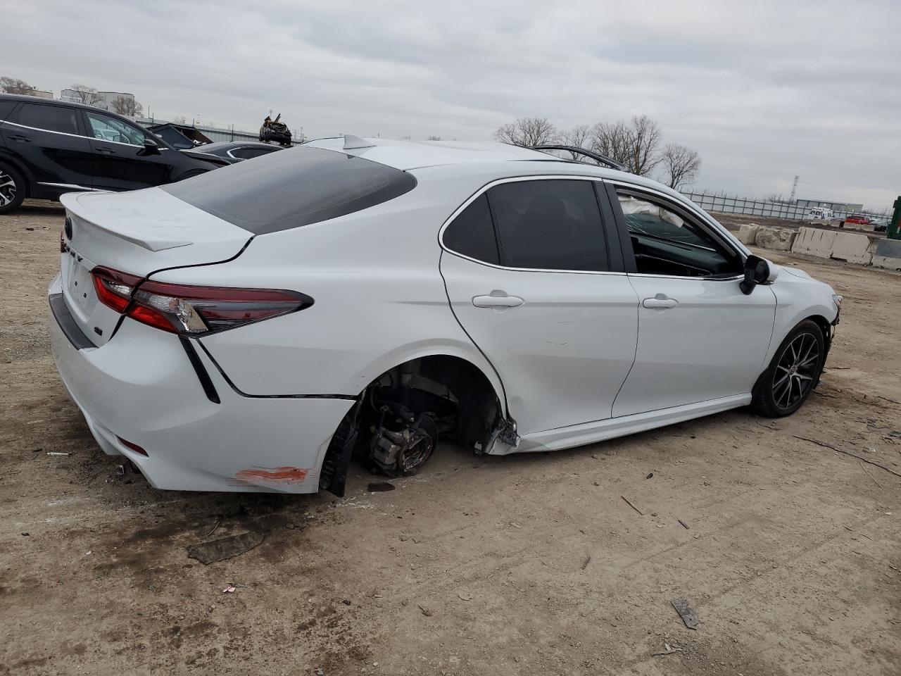 2022 TOYOTA CAMRY SE VIN:4T1T11AK8NU041178