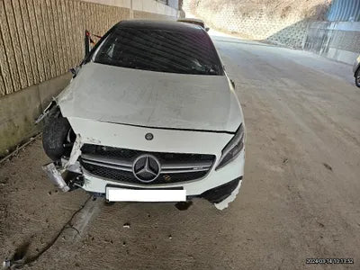 2016 Mercedes-Benz A 45 AMG WDDBF5CB4GJ465134 VIN:WDDBF5CB4GJ465134