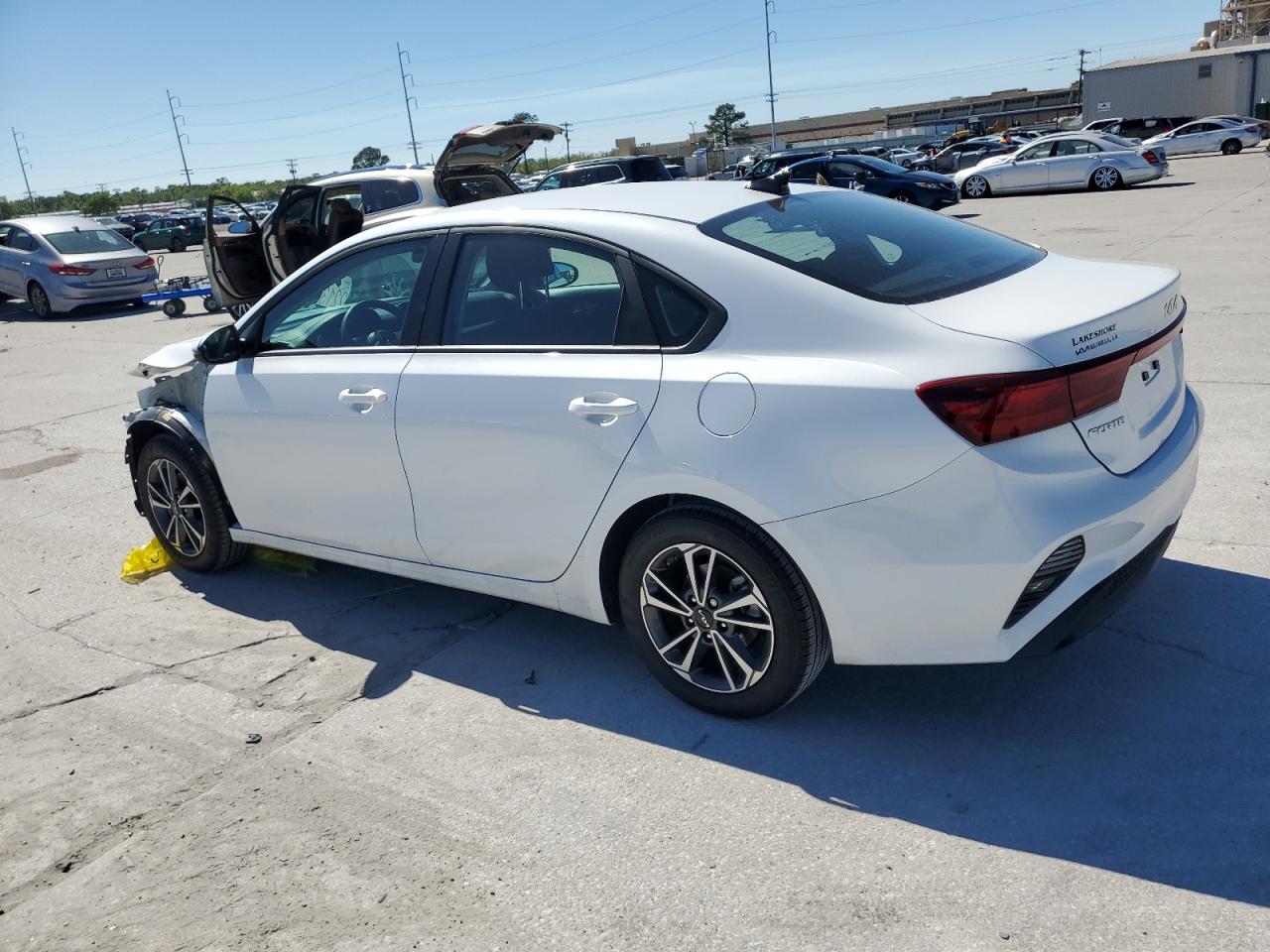 2023 KIA FORTE LX VIN:3KPF24AD0PE688208