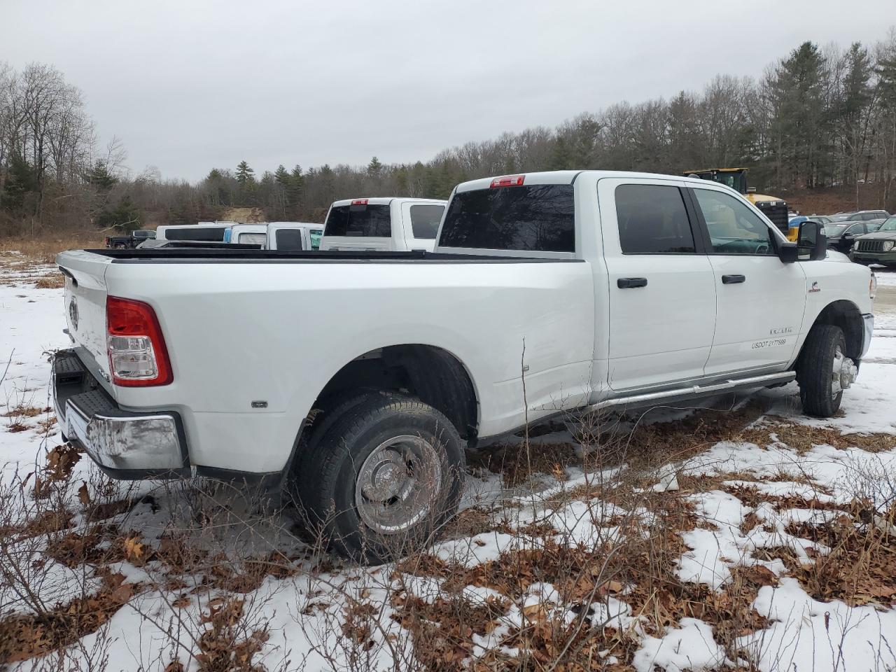 2024 RAM 3500 BIG HORN VIN:3C63RRHL1RG241216