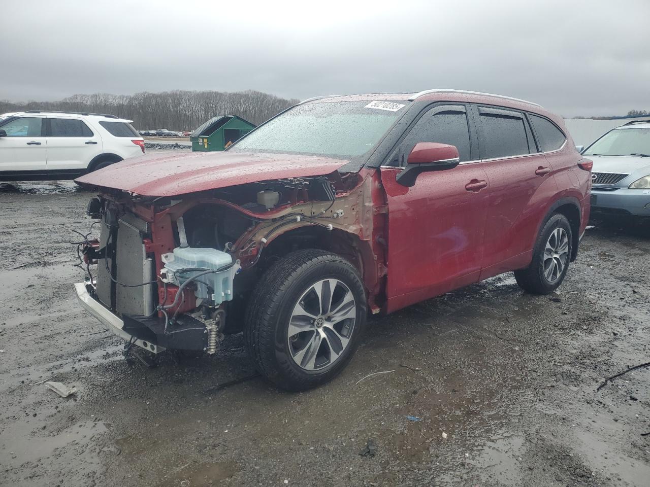 2022 TOYOTA HIGHLANDER XLE VIN:5TDGZRBH6NS236913
