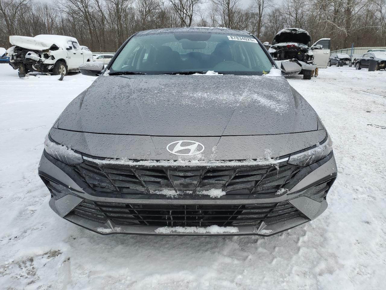 2024 HYUNDAI ELANTRA BLUE VIN:KMHLM4DJ6RU114386