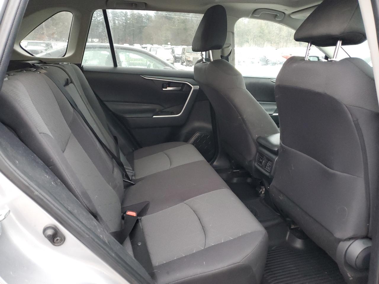 2024 TOYOTA RAV4 XLE VIN:2T3P1RFV1RC409282