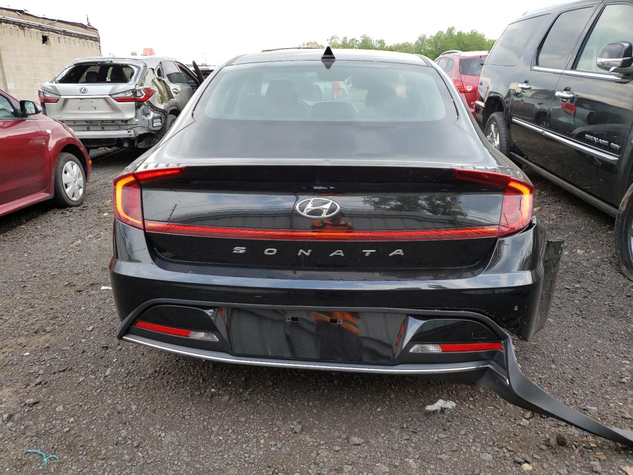 2022 HYUNDAI SONATA SE VIN:KMHL24JAXNA239820