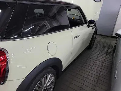 2022 MINI Cooper VIN: