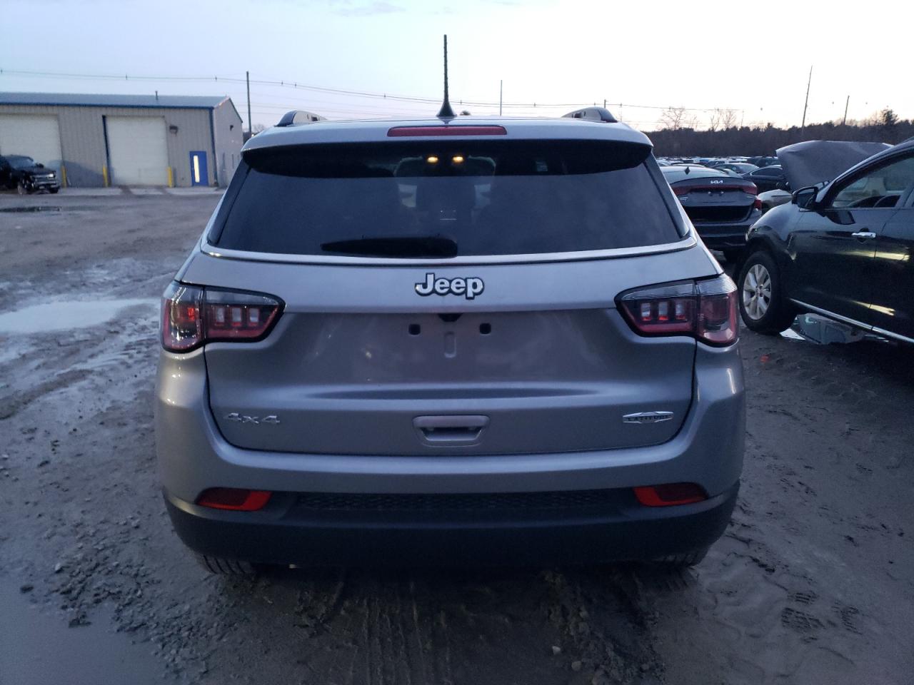 2023 JEEP COMPASS LATITUDE VIN:3C4NJDBN5PT551685