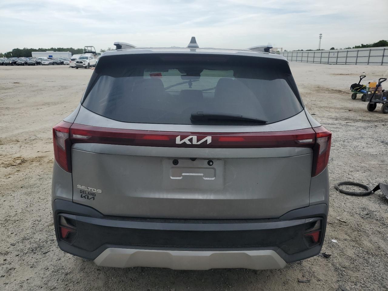 2024 KIA SELTOS EX VIN:KNDER2AA2R7533048