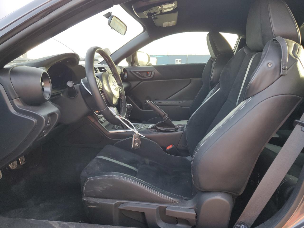 2023 TOYOTA GR 86 PREMIUM VIN:JF1ZNBE17P9753428
