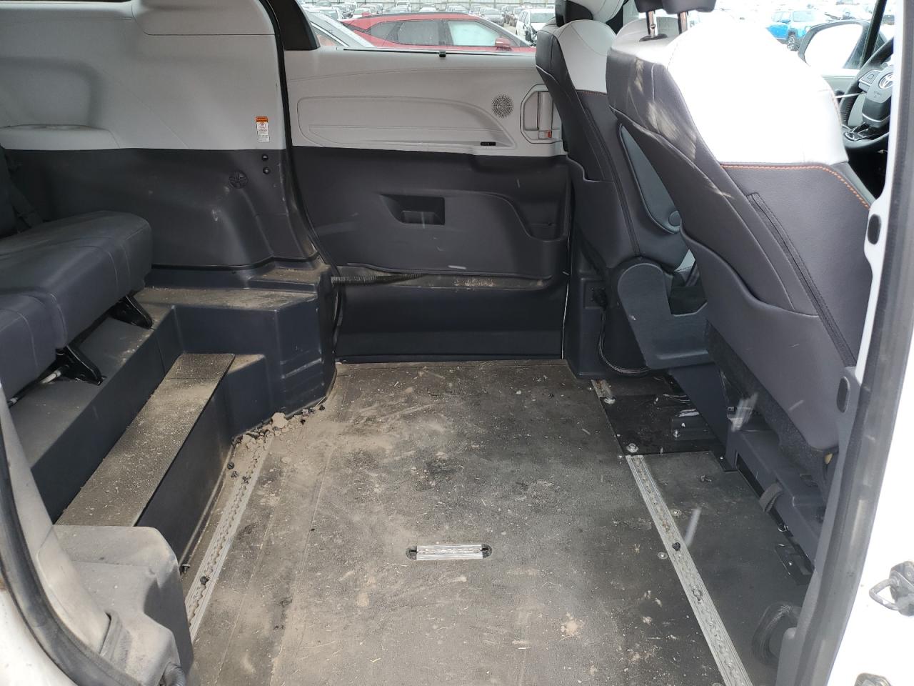 2023 TOYOTA SIENNA XSE VIN:5TDDSKFC7PS089050