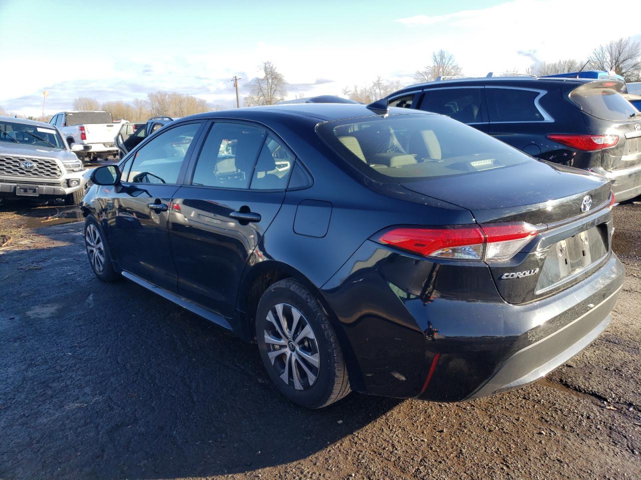 2022 TOYOTA COROLLA LE VIN:JTDEAMDE7NJ043753