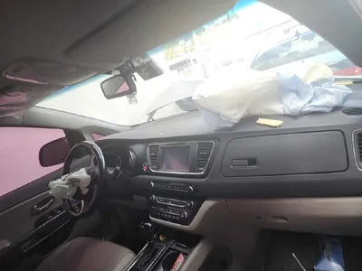 2015 Kia Carnival VIN: