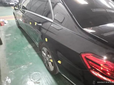 2015 Mercedes-Benz E 220 VIN: