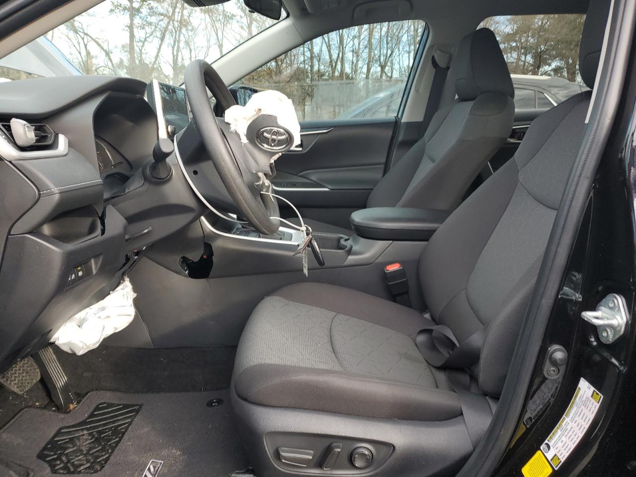 2024 TOYOTA RAV4 XLE VIN:2T3W1RFV9RC290506