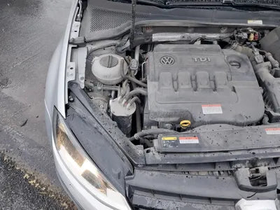 2015 Volkswagen Golf WVWZZZAUZFW331952 VIN:WVWZZZAUZFW331952