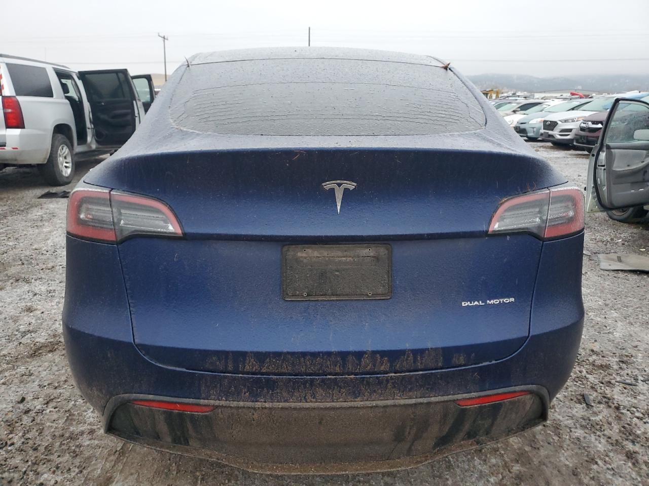 2022 TESLA MODEL Y  VIN:7SAYGDEE9NF356601