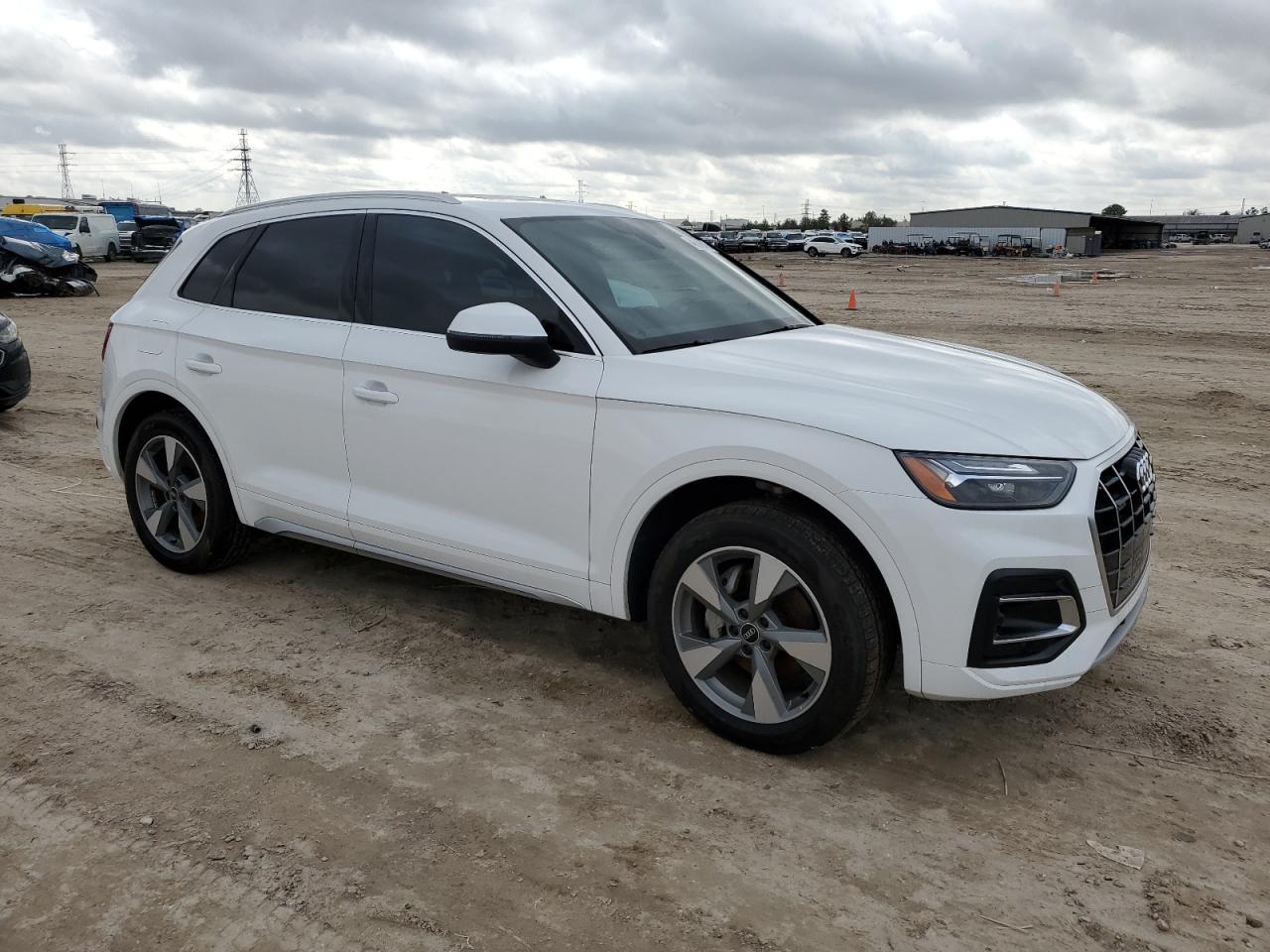 2024 AUDI Q5 PREMIUM 40 VIN:WA1ABAFY6R2042301
