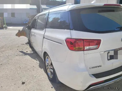 2015 Kia Carnival VIN: