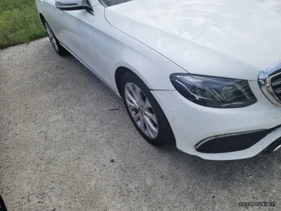 2018 Mercedes-Benz E 220 000KMWDDZF0FB9JA4 VIN:000KMWDDZF0FB9JA4