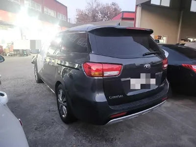 2017 Kia Carnival VIN: