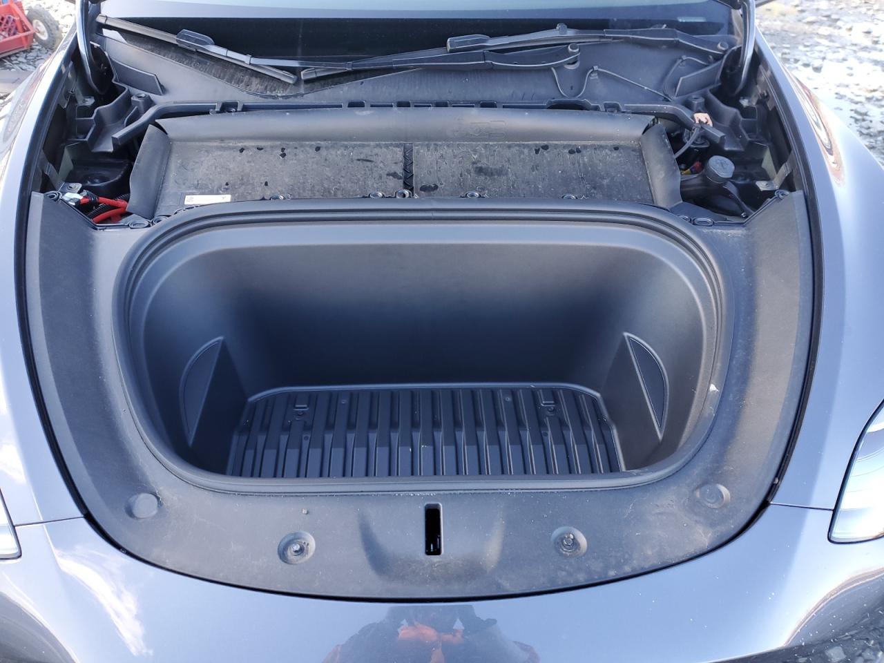 2023 TESLA MODEL Y  VIN:7SAYGDED7PF923057