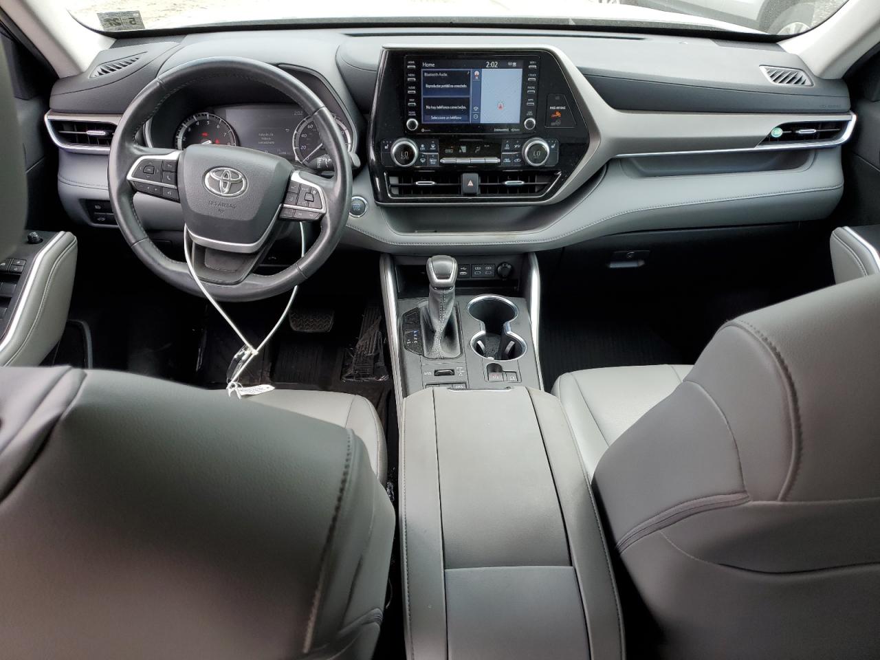 2022 TOYOTA HIGHLANDER XLE VIN:5TDHZRBH4NS217040