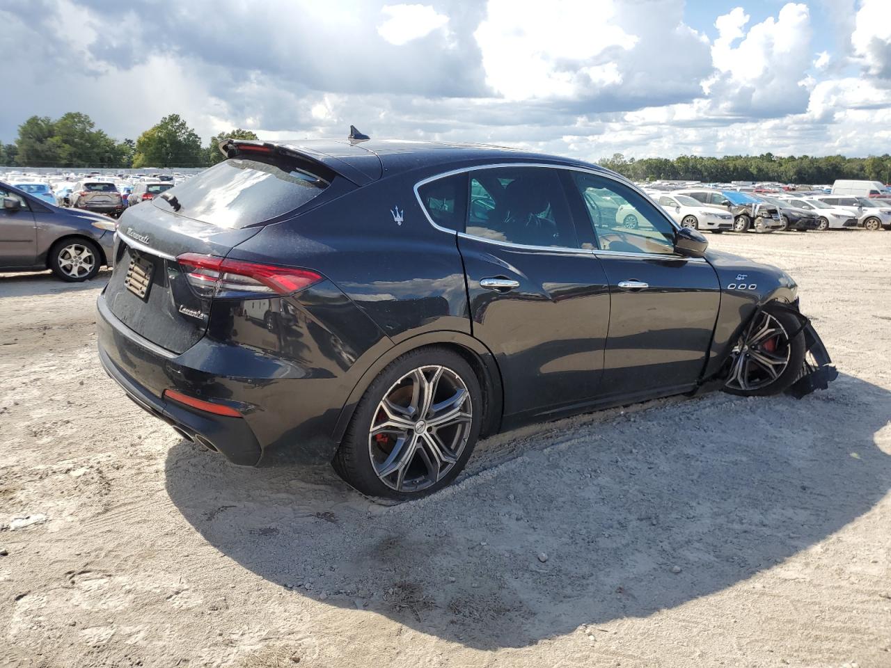 2022 MASERATI LEVANTE BASE VIN:ZN661XUA9NX384716