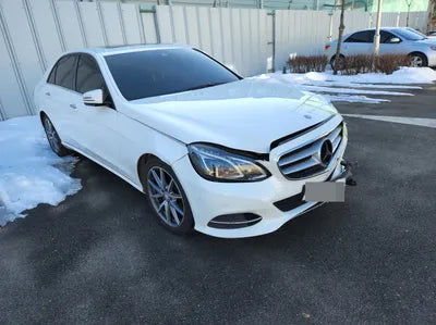 2014 Mercedes-Benz E 220 VIN: