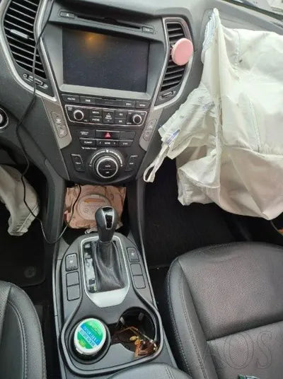 2016 Hyundai Santa FE VIN: