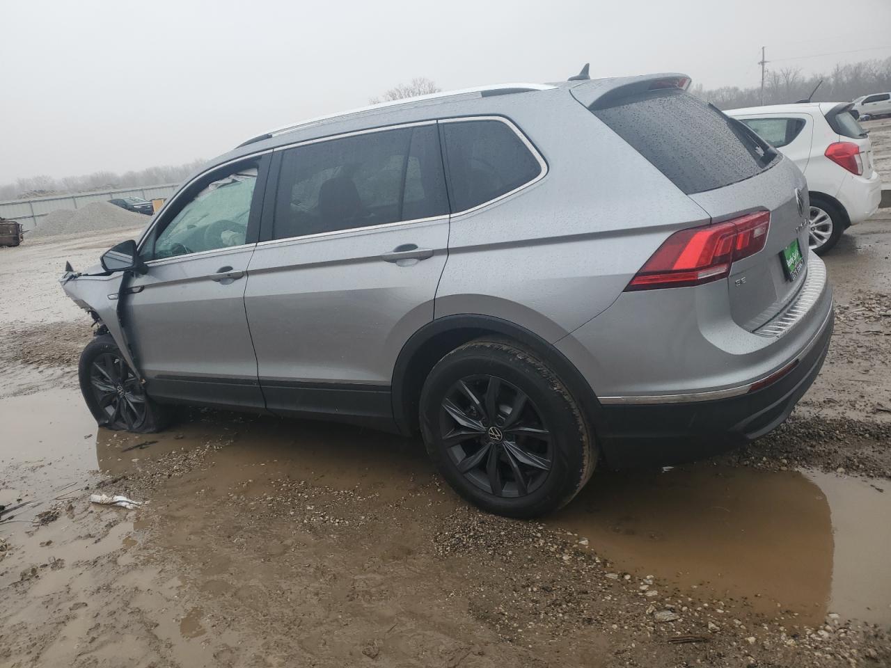 2022 VOLKSWAGEN TIGUAN SE VIN:3VV3B7AX1NM025538