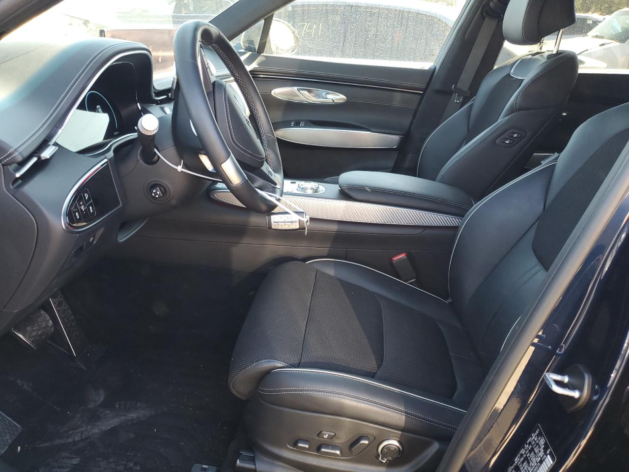 2023 GENESIS GV70 BASE VIN:KMUMADTB2PU090075