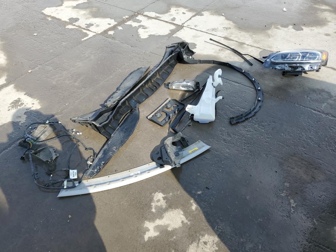 2022 FORD ESCAPE TITANIUM VIN:1FMCU9J99NUA68912